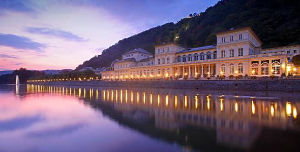 Blick_ueber_die_Lahn_zur_Spielbank_Bad_Ems_Rheinland_Pfalz_Deutschland